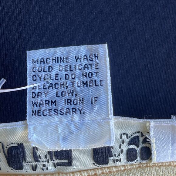 Vintage Michael Carrie Top Womens Extra Large Needlepoint Teddy Bear Grandmacore - Picture 6 of 9